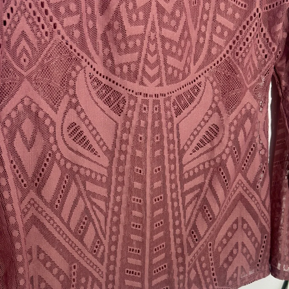 BCBGMaxAzria Dusty Rose Patterned Lace Top - Picture 6 of 6